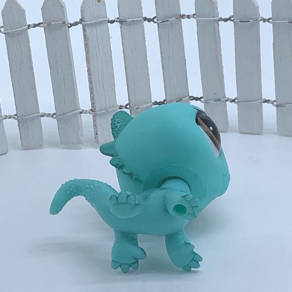 G7 Iguana #52 - Littlest Pet Shop - Hasbro LPS Gen 7 Tiki Jungle Lizard - Picture 3 of 4